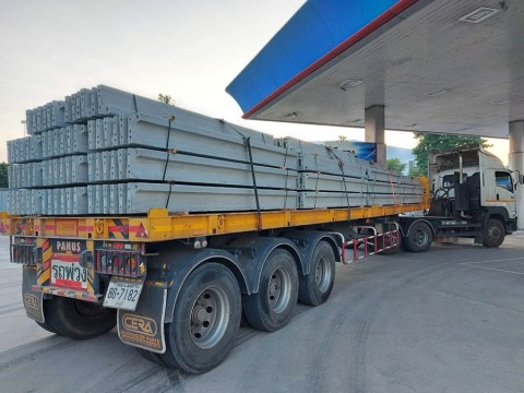 แผ่นรั้วคอนกรีตสำเร็จรูปส่งตรงจากโรงงาน